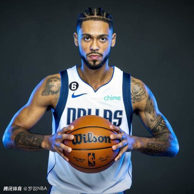 菲利普斯和许多英超球队联系在一起，包括利物浦和纽卡，而talkSPORT的消息表示，曼联考虑在冬窗租借引进菲利普斯，他已经不在瓜迪奥拉的计划之中。